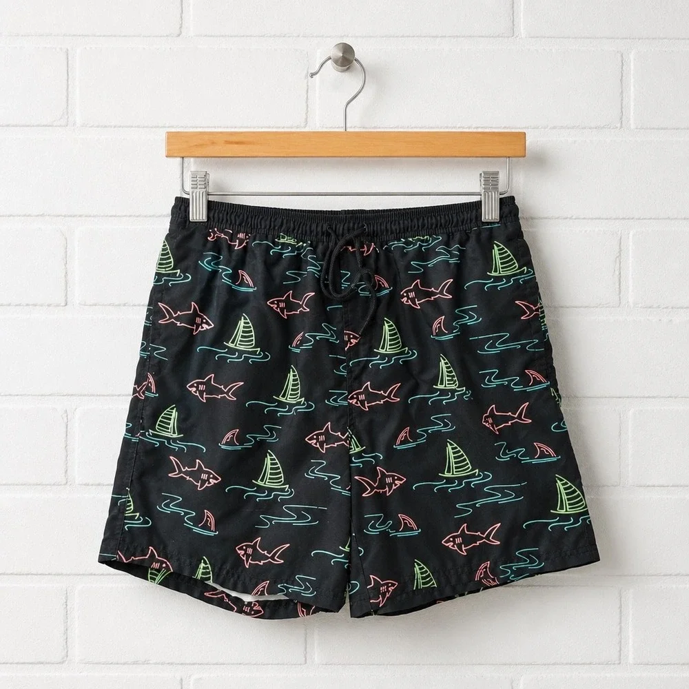 EUC‎ Sonoma Swim Trunks Mens Large Navy Shark Sailboat Mesh Lined Shorts
